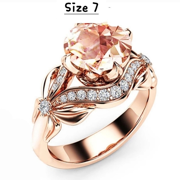 General Jewelry - NWOT Rose Gold Ring Size 7